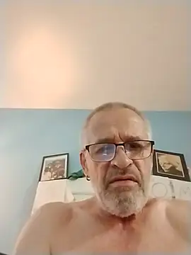 geilerschwanz64 online show from 20, 4, 2026