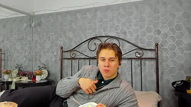 Snapshot of Marcus_Swampov chatting on 12, 1, 2025 Marcus Swampov online show from 12, 1, 2025