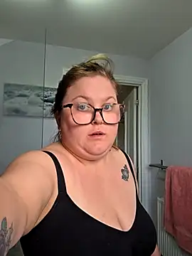 Tallulah-mae-xoxox online show from 12, 4, 2026