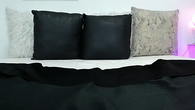 valery-rivas online show from 22, 3, 2025