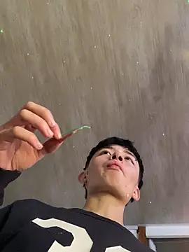 nico 18x online show from 8, 3, 2025