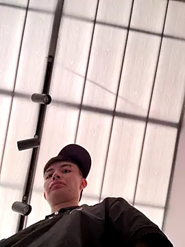 nico 18x online show from 17, 9, 2025