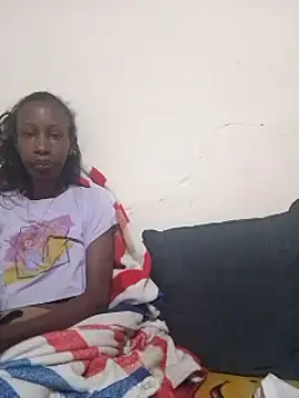 Snapshot of Cesar2501_ chatting on 5, 12, 2024 Cesar2501 online show from 5, 12, 2024