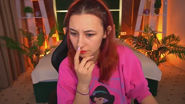 Roxy Rayy online show from 28, 11, 2025