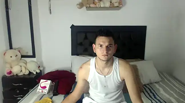 Snapshot of Latin_Boy24 chatting on 25, 2, 2025 Latin Boy24 online show from 25, 2, 2025