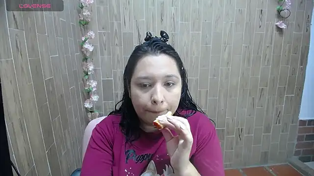 solyeria online show from 19, 2, 2025