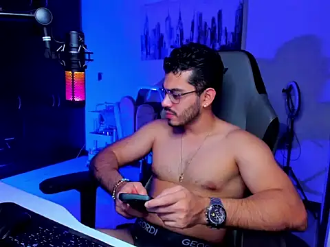 Snapshot of BrunoD31 chatting on 15, 2, 2026 BrunoD31 online show from 15, 2, 2026