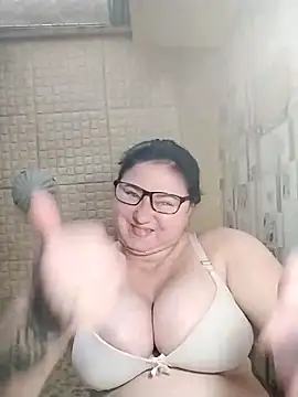 Holly-69 online show from 23, 11, 2025