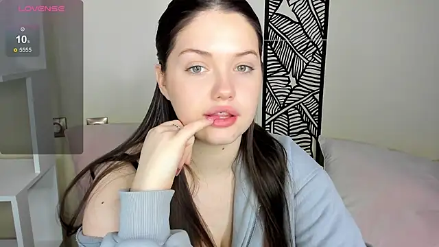 Rina Bailey online show from 25, 1, 2025