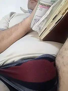 Snapshot of CRISTHIAN_GREY01 chatting on 26, 2, 2025 CRISTHIAN GREY01 online show from 26, 2, 2025