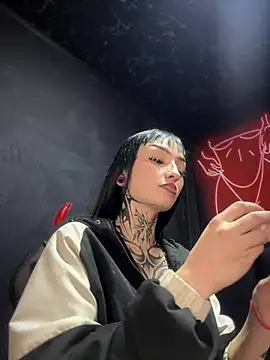 Snapshot of Annie_LS chatting on 13, 3, 2025 Annie LS online show from 13, 3, 2025