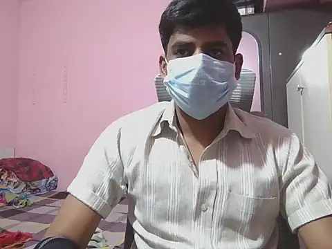 KissesBoyAD online show from 31, 10, 2025