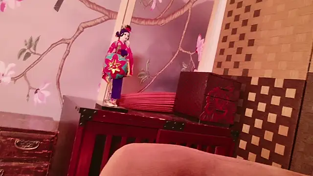 aya  me online show from 8, 3, 2025