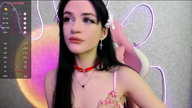 Snapshot of Molly_Crystall chatting on 14, 6, 2026 Molly Crystall online show from 14, 6, 2026