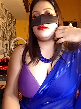 Radhikadavi879 online show from 14, 1, 2026