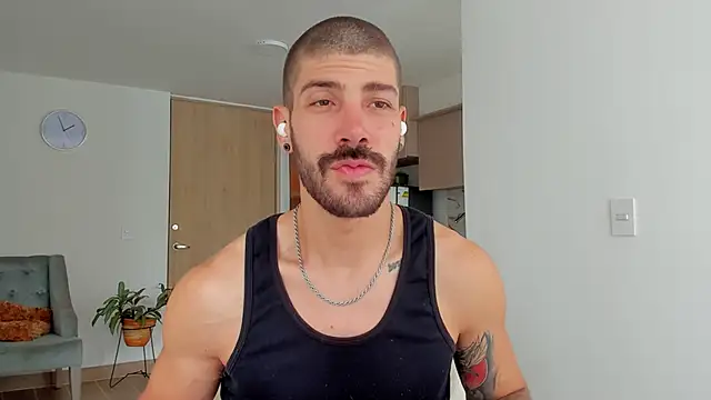 Guyinthemountain online show from 4, 2, 2025