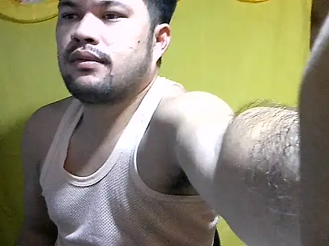Snapshot of HairyHottestpinoyHandsome chatting on 16, 6, 2026 HairyHottestpinoyHandsome online show from 16, 6, 2026
