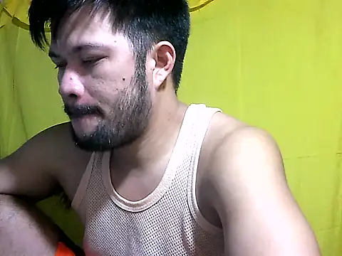 Snapshot of HairyHottestpinoyHandsome chatting on 27, 6, 2026 HairyHottestpinoyHandsome online show from 27, 6, 2026