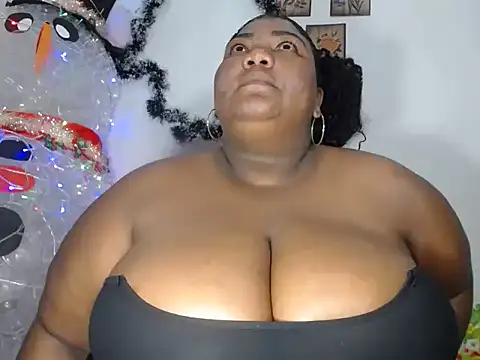 Snapshot of bustyboobsperver chatting on 12, 12, 2024 bustyboobsperver online show from 12, 12, 2024