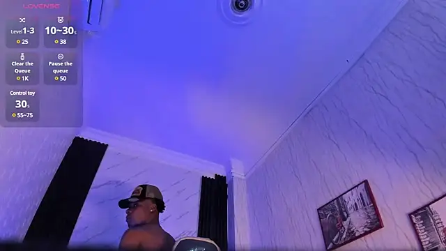 Snapshot of TOWERS21_ chatting on 6, 12, 2024 TOWERS21 online show from 6, 12, 2024