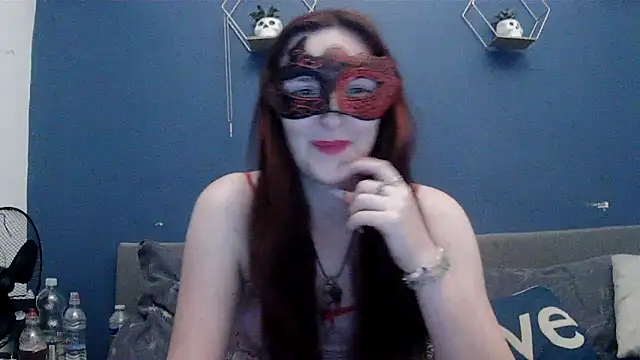 Snapshot of LexiSnowUK chatting on 17, 6, 2026 LexiSnowUK online show from 17, 6, 2026