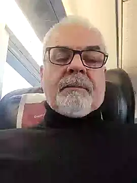 Snapshot of Satiro_Sevilla chatting on 26, 12, 2024 Satiro Sevilla online show from 26, 12, 2024