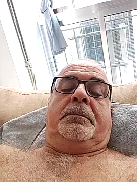 Snapshot of Satiro_Sevilla chatting on 15, 9, 2025 Satiro Sevilla online show from 15, 9, 2025