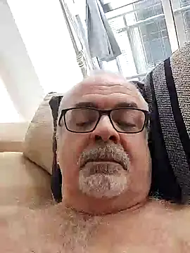 Snapshot of Satiro_Sevilla chatting on 6, 10, 2025 Satiro Sevilla online show from 6, 10, 2025