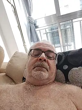 Snapshot of Satiro_Sevilla chatting on 21, 10, 2025 Satiro Sevilla online show from 21, 10, 2025