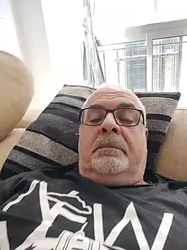 Snapshot of Satiro_Sevilla chatting on 7, 11, 2025 Satiro Sevilla online show from 7, 11, 2025