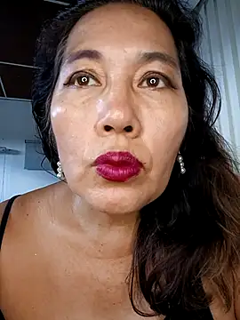 anniecoopeer online show from 18, 2, 2025