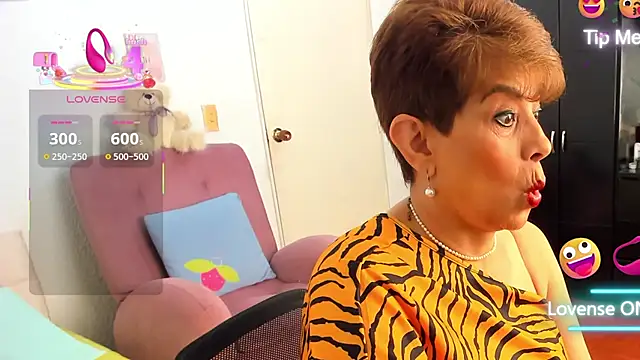 Angelina Stone 65 online show from 23, 9, 2025