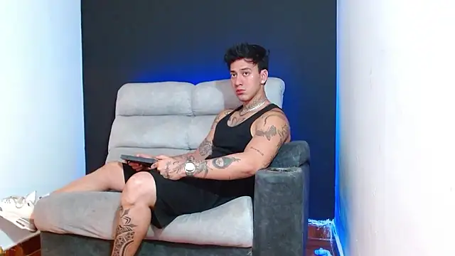 JUSTIN FULLER1 online show from 8, 1, 2026