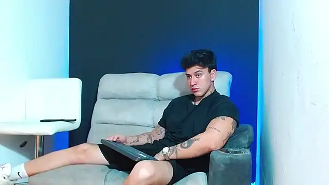 JUSTIN FULLER1 online show from 9, 3, 2026