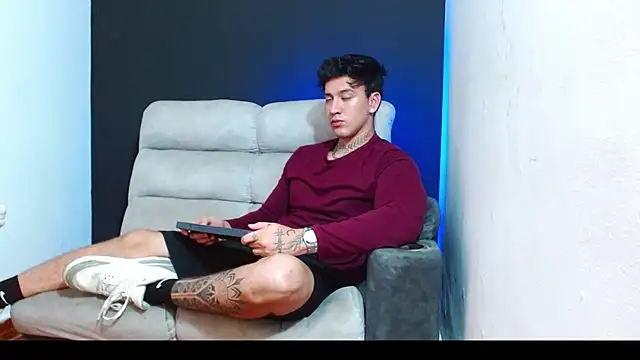 Snapshot of JUSTIN_FULLER1 chatting on 23, 6, 2026 JUSTIN FULLER1 online show from 23, 6, 2026