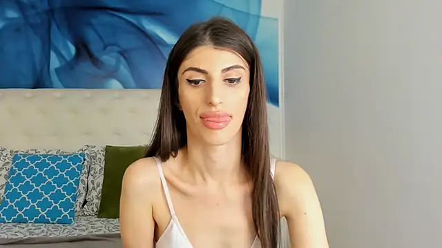 SkinnyDolly online show from 26, 1, 2025