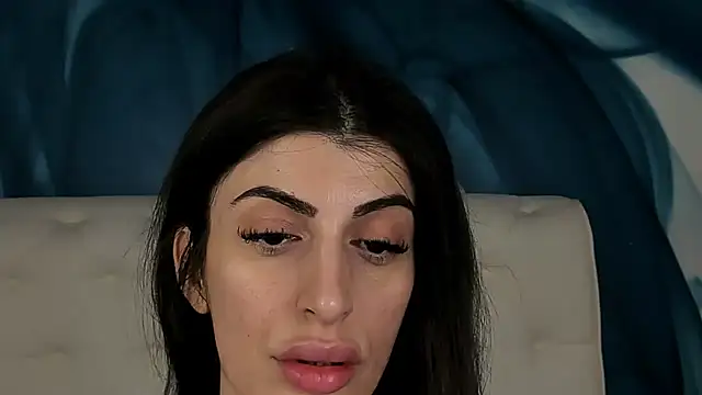 Snapshot of SkinnyDolly chatting on 14, 12, 2025 SkinnyDolly online show from 14, 12, 2025