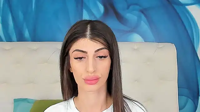 Snapshot of SkinnyDolly chatting on 18, 1, 2026 SkinnyDolly online show from 18, 1, 2026