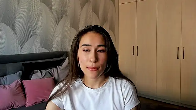 Bambiii bby online show from 18, 6, 2026
