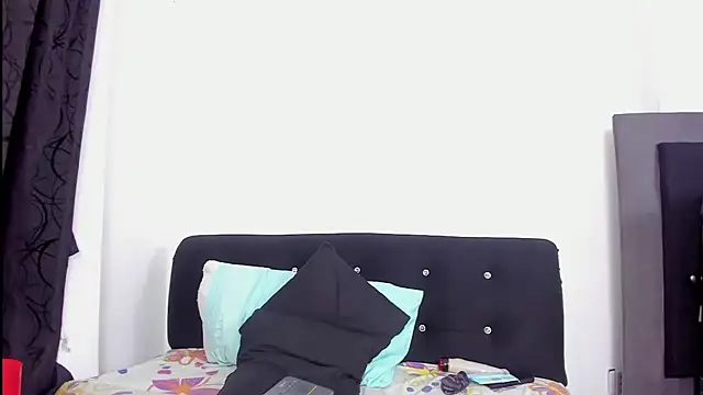 skaysanchez1 online show from 4, 3, 2025