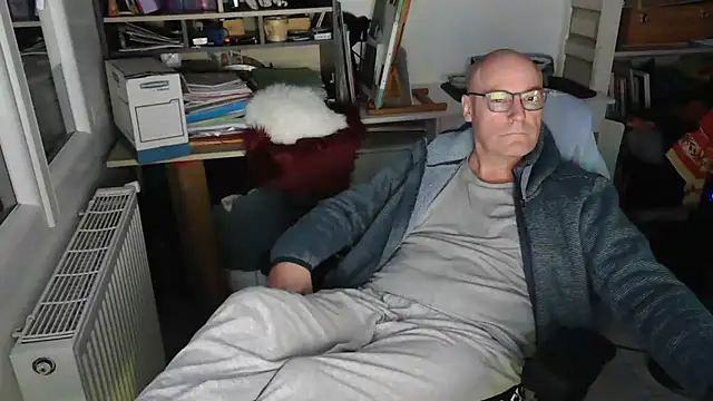 bogland33 online show from 24, 2, 2025