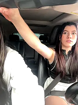 Snapshot of ARITOO_ chatting on 18, 10, 2025 ARITOO online show from 18, 10, 2025