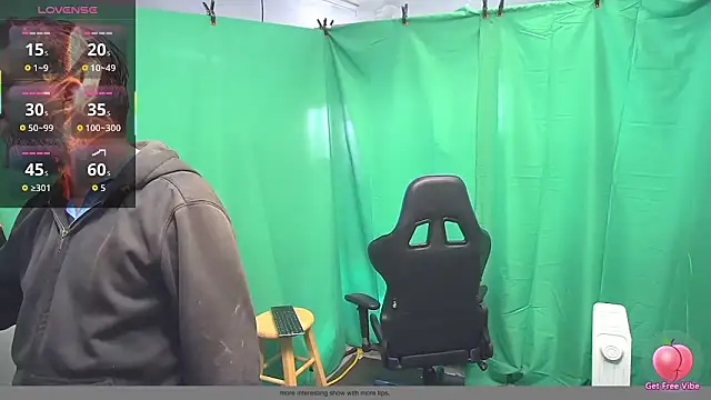 Snapshot of tmosmun1 chatting on 3, 11, 2025 tmosmun1 online show from 3, 11, 2025