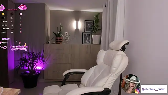 Niicoleta online show from 11, 4, 2026