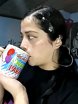 Snapshot of Elvishcassie_ chatting on 5, 3, 2025 Elvishcassie  online show from 5, 3, 2025