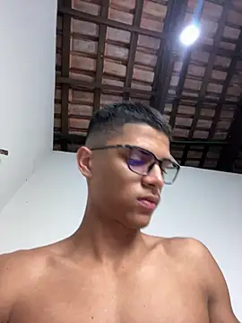 Snapshot of Naka300 chatting on 20, 3, 2025 Naka300 online show from 20, 3, 2025