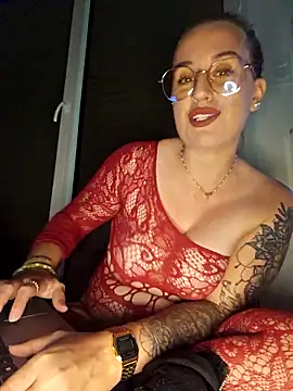 Snapshot of lindsay_33off chatting on 22, 10, 2025 lindsay 33off online show from 22, 10, 2025