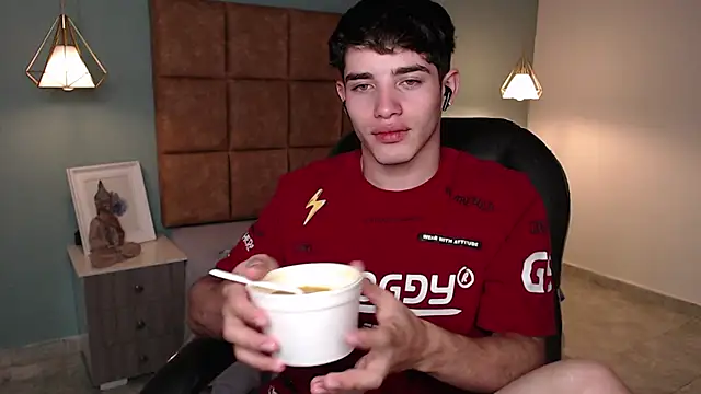 AlejooTwink online show from 22, 1, 2025