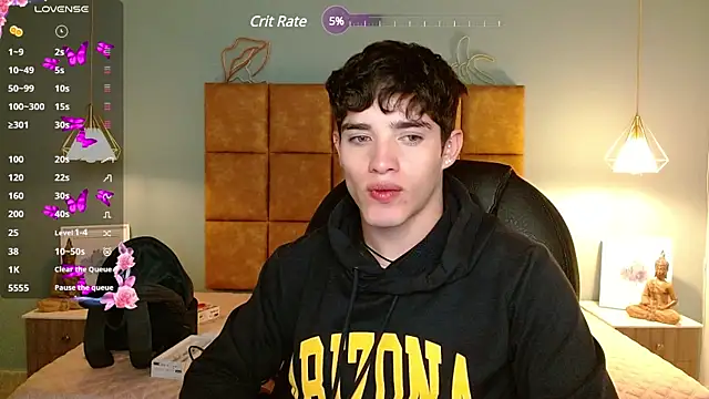 AlejooTwink online show from 8, 3, 2025