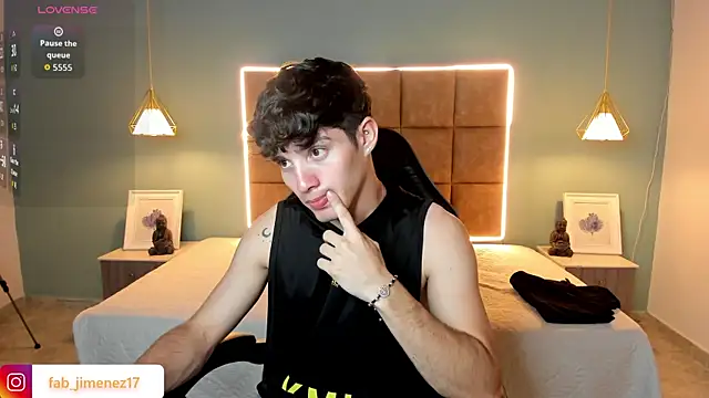 AlejooTwink online show from 8, 4, 2026